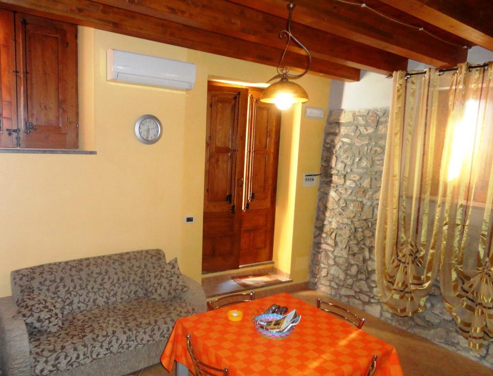 Casa Vacanze Caccamo Santa Lucia Oda fotoğraf